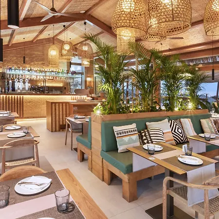 Готель Melia Costa Del Sol