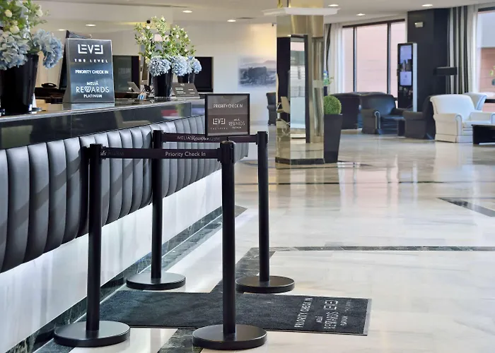 멜리아 코스타 델 솔 4* 토레몰리노스